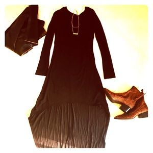 DONATED. 💃🏻💃🏻💃🏻backless black T-shirt dress